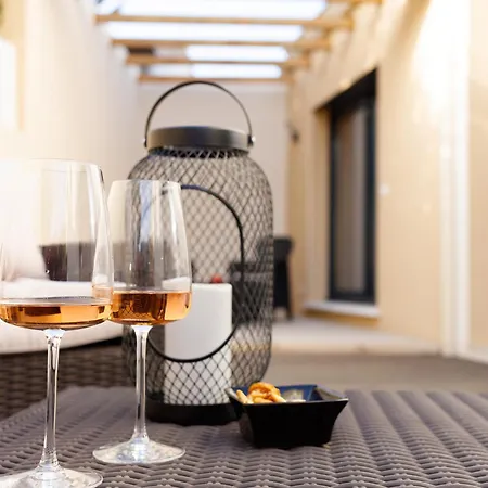 Bed & Breakfast Plgfe - Maison d'hôtes EPICUROOMS - Suites romantiques 5 étoiles 4*